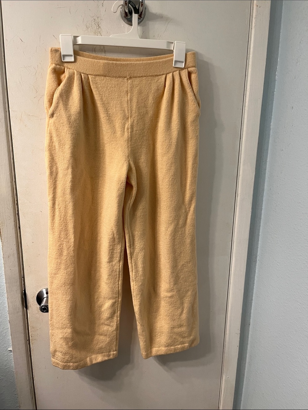 St. John Collection-Vintage Butter Yellow Knit Pants Size 2